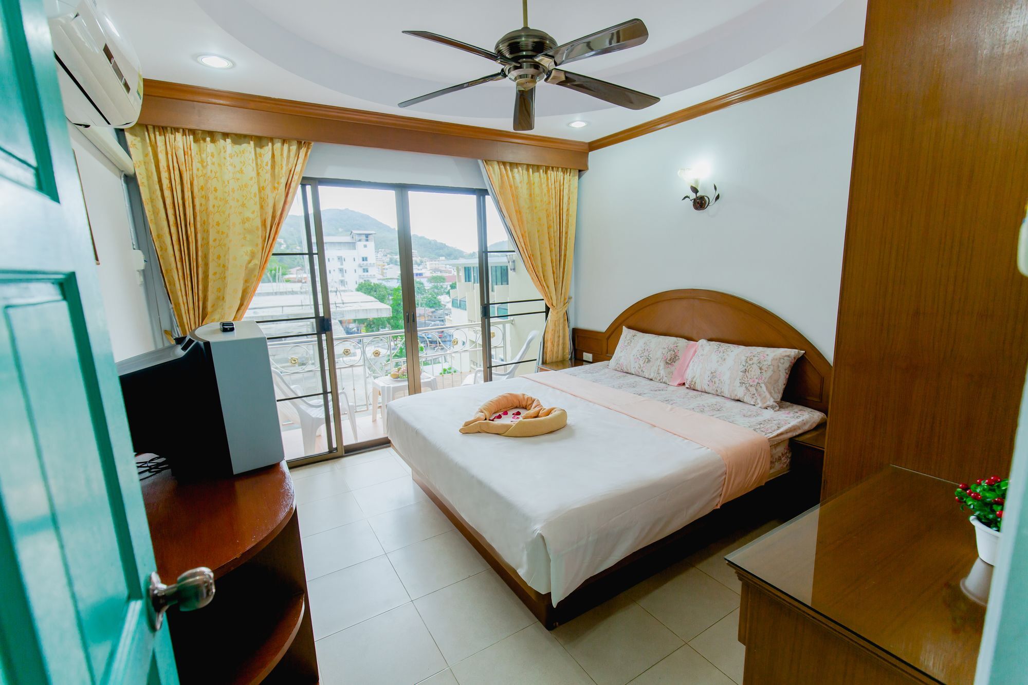 Rk Guesthouse Patong Exterior foto